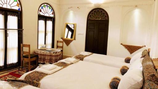 عکس هتل هفت خوان