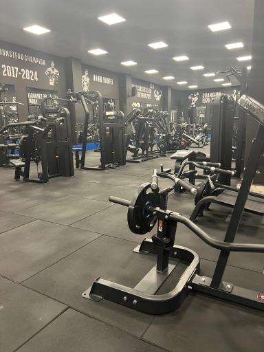 عکس باشگاه بدنسازى اف جیم