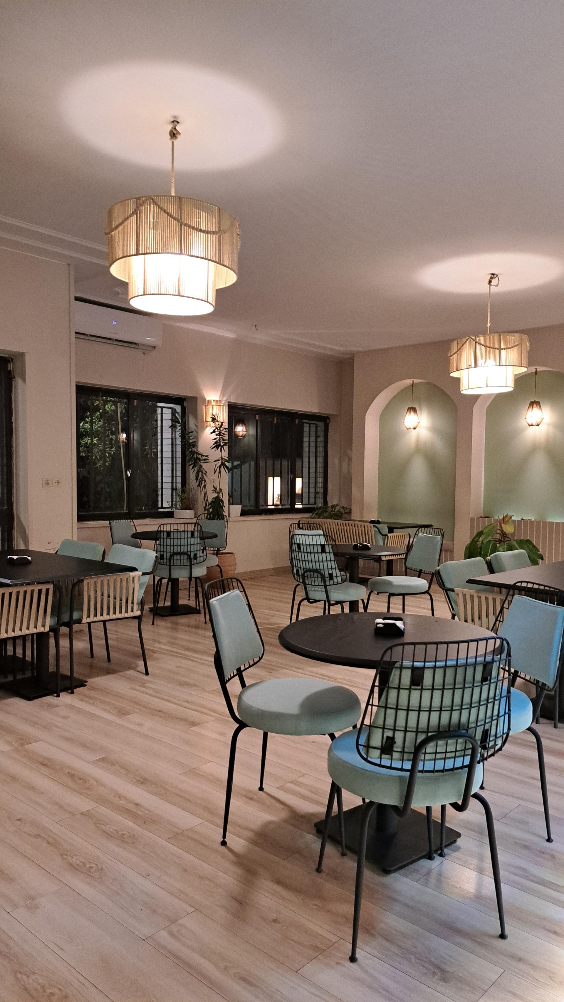 عکس کافه گاردن