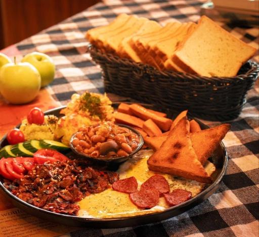 عکس کافی شاپ و فست فود برف