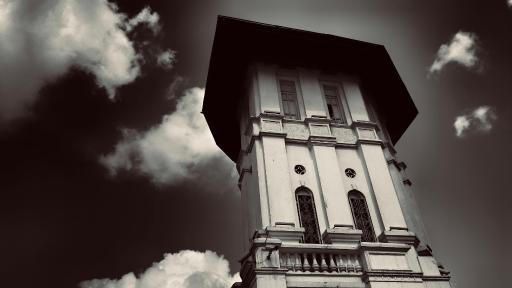 عکس برج دیده‌بانی