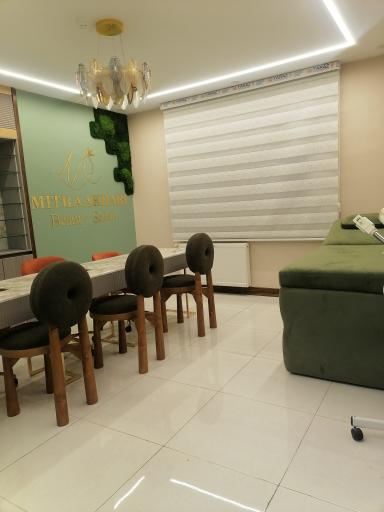 عکس سالن زیبایی میترا اکبری 