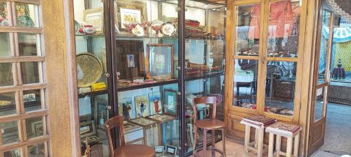 عکس گالری آنتیک و عتیقه هنر و مردم