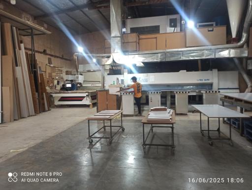 عکس پاییزان چوب