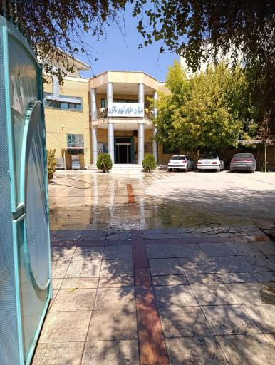 هنرستان‌ هنرهای‌ زیبا