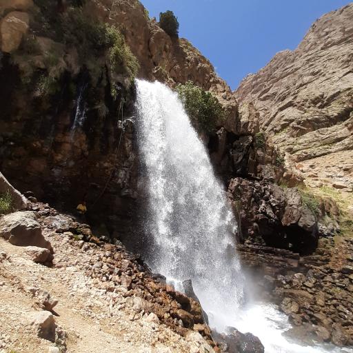 عکس آبشار چکان