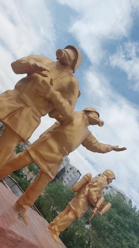 عکس مجتمع 64 واحدی پیشگامان