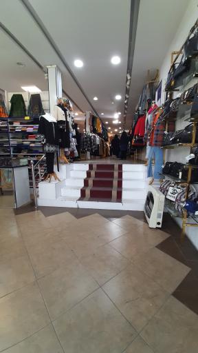 عکس فروشگاه پوشاک پارسیس شعبه صدوقی