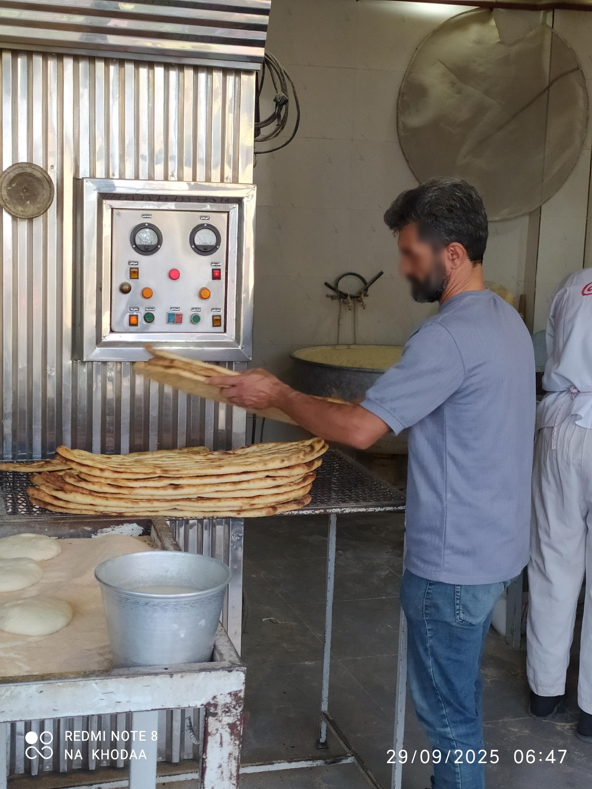 عکس نانوایی یزدانی 