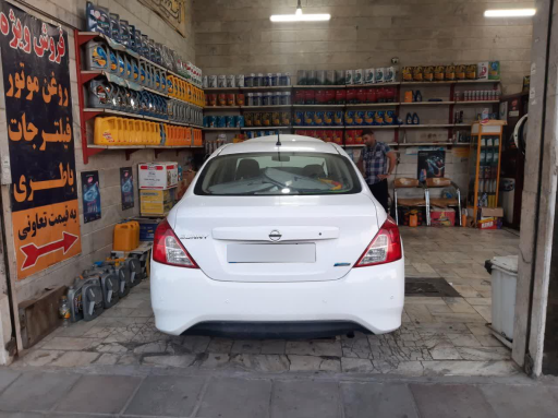 عکس تعویض روغن روغنچی