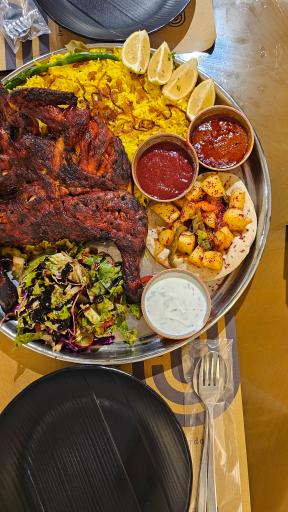 عکس رستوران بابل