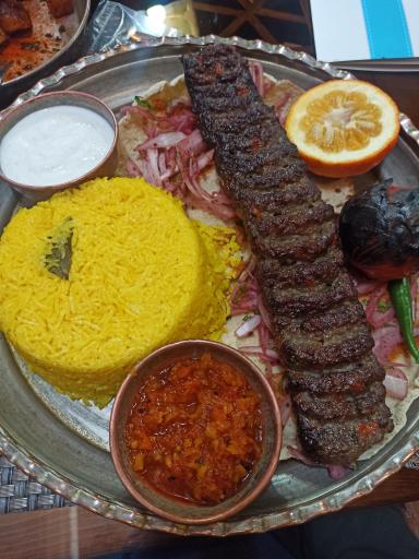 عکس رستوران بابل