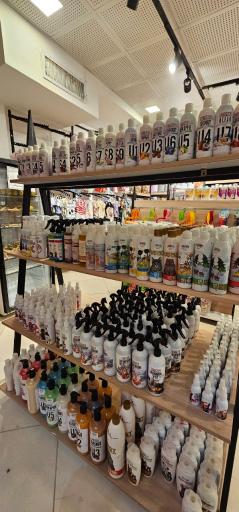 عکس پت شاپ جزیره