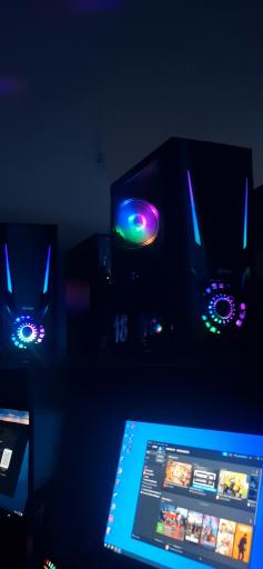 عکس گیم نت سنتر