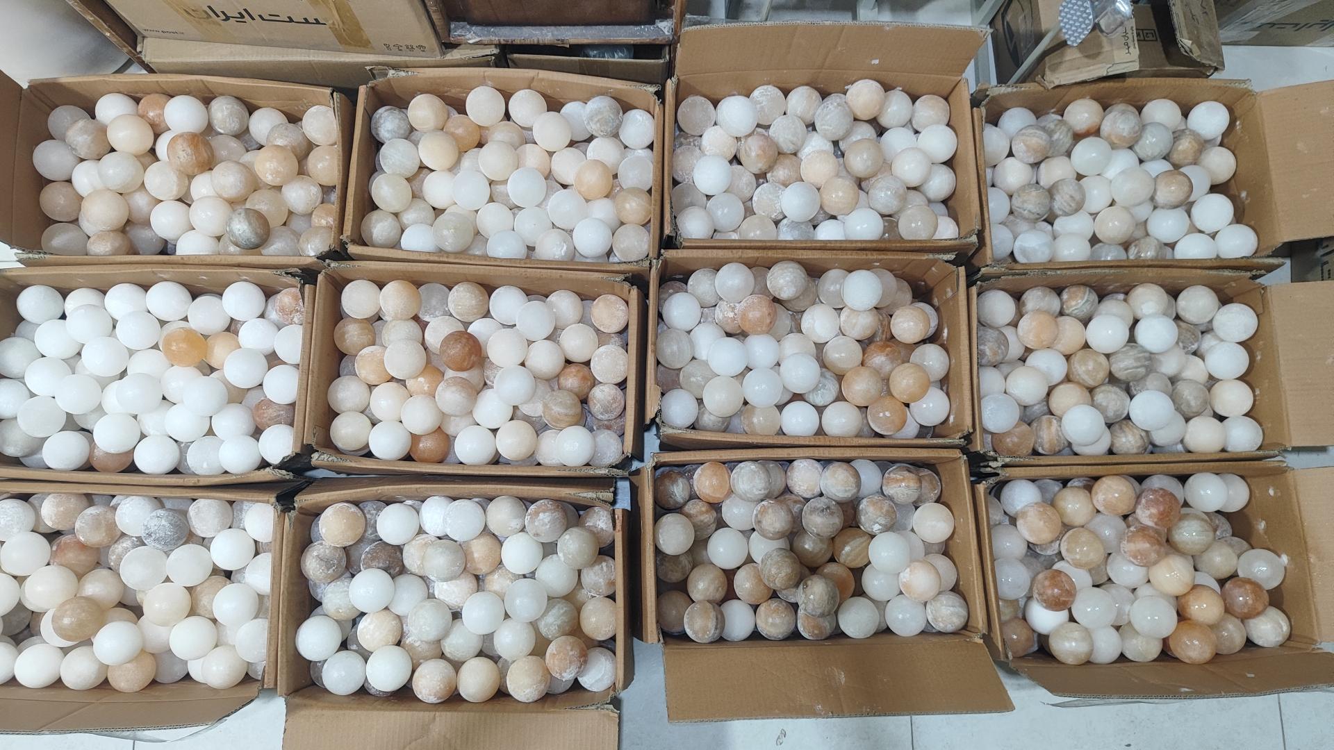 عکس نمک معدنی بهنمک