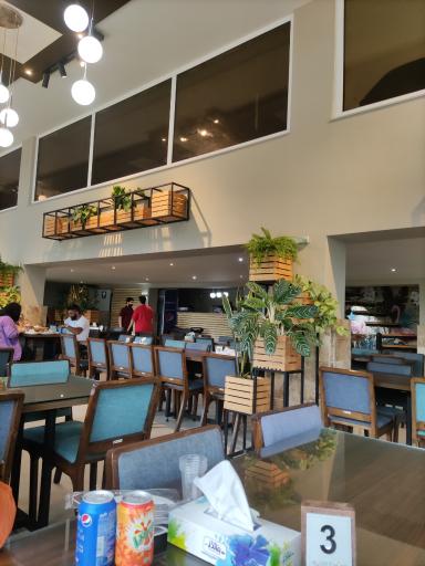 عکس رستوران هودین