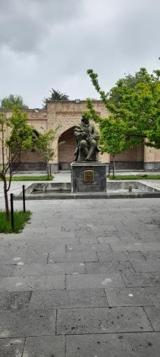عکس مجسمه شاه اسماعیل صفوی