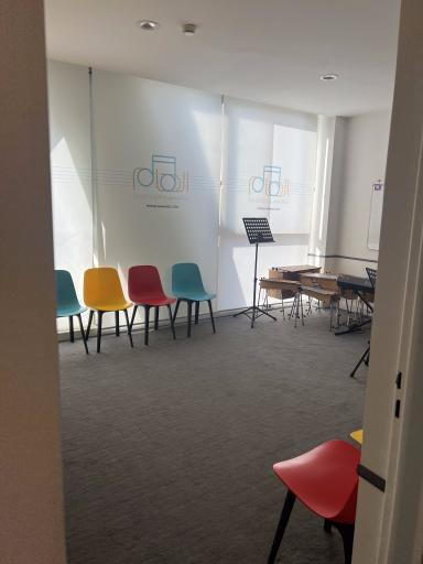 عکس آموزشگاه موسیقی الهام