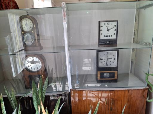 عکس موزه ساعت کرمان