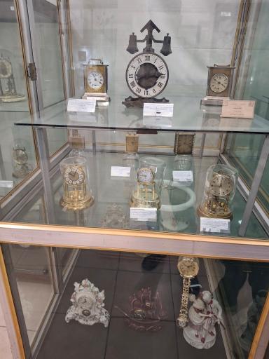 عکس موزه ساعت کرمان