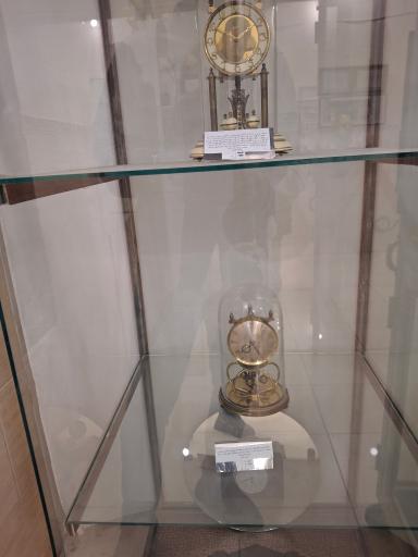 عکس موزه ساعت کرمان