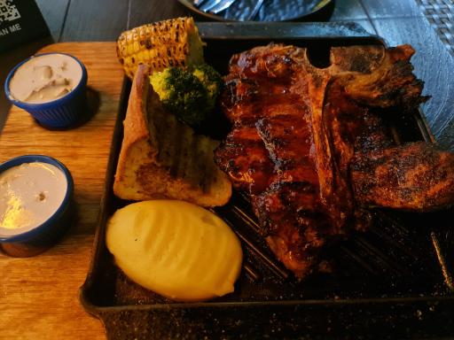 عکس کافه رستوران کاکتوس