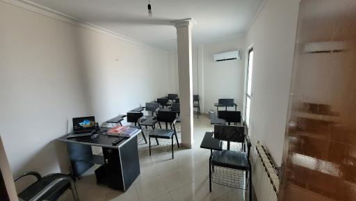 عکس آموزشگاه زبان اینووُ