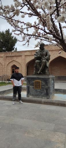 عکس مجسمه شاه اسماعیل صفوی