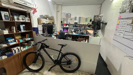 عکس تعمیرات موبایل بهاری