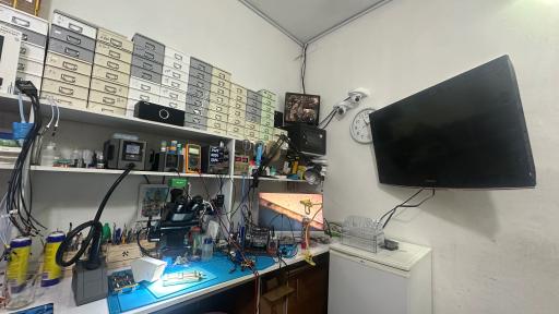 عکس تعمیرات موبایل بهاری