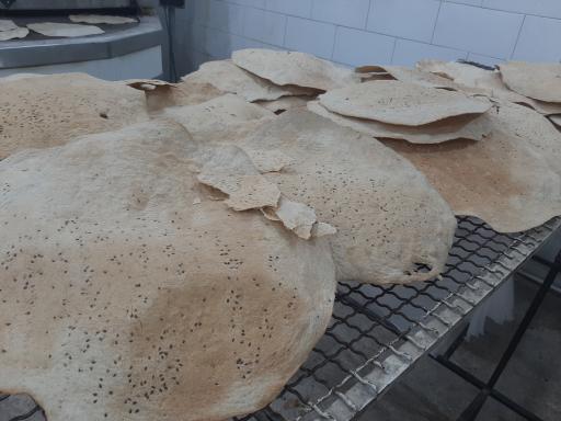 عکس نان تنوری و تافتون برادران