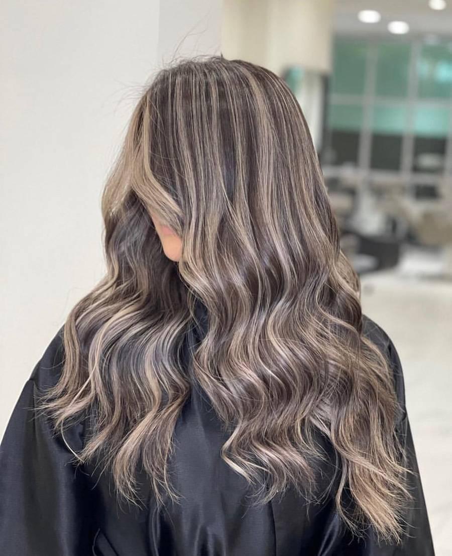 عکس سالن زیبایی رز سفید