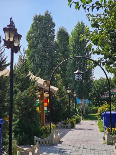 باغ رستوران ریحانه