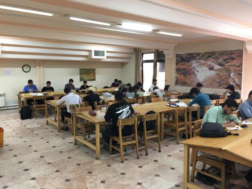 عکس کتابخانه آیت الله قزوینی