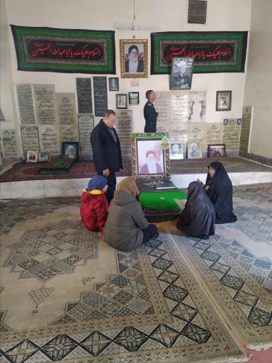 عکس مزار آیت ا... سید کاظم شریعتمداری