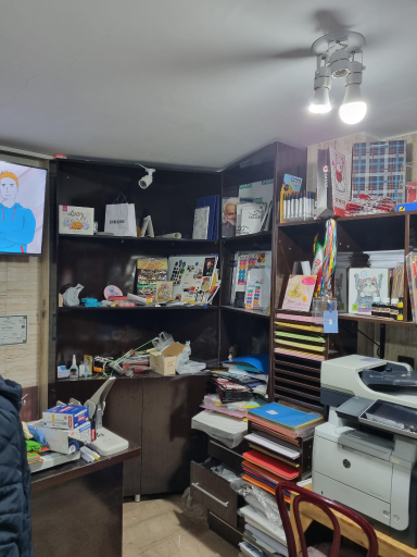 عکس کانون تبلیغاتی نوجوان