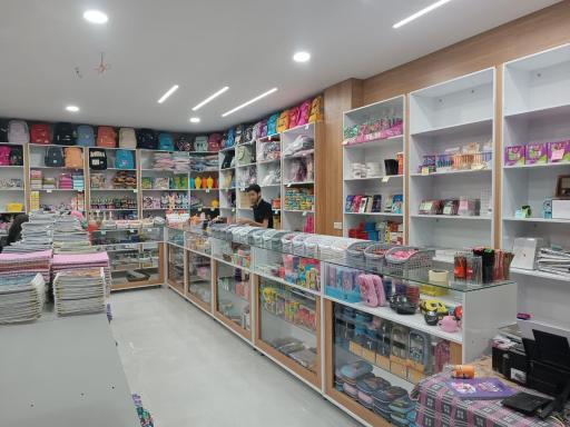 محصولات فرهنگی و لوازم تحریر حاج قاسم ۳