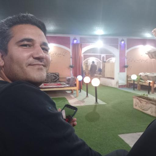 عکس سفره خانه سنتی شهریار