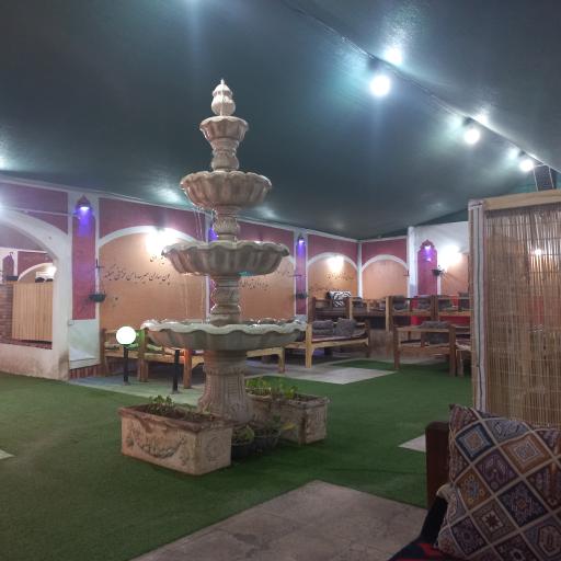 عکس سفره خانه سنتی شهریار