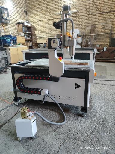 عکس سازنده دستگاه CNC ایران اتوماسیون