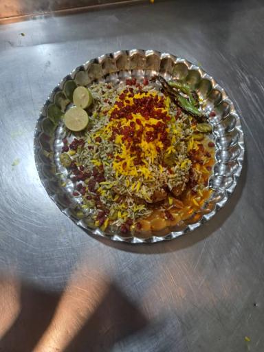 عکس تهیه غذای گلستان