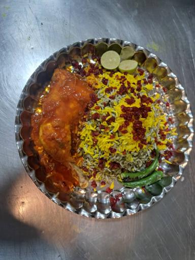 عکس تهیه غذای گلستان