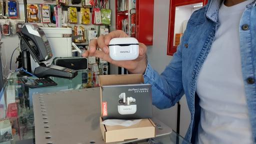 عکس موبایل سرخ همراه