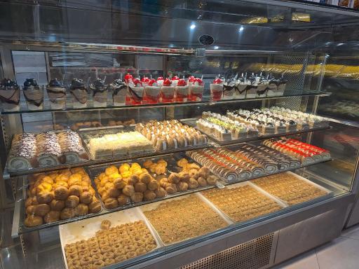 شیرینی سرای عبدالشاه