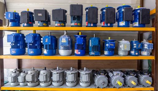 عکس فروشگاه کالای صنعتی شرق