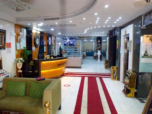 عکس هتل آپارتمان ایرانا