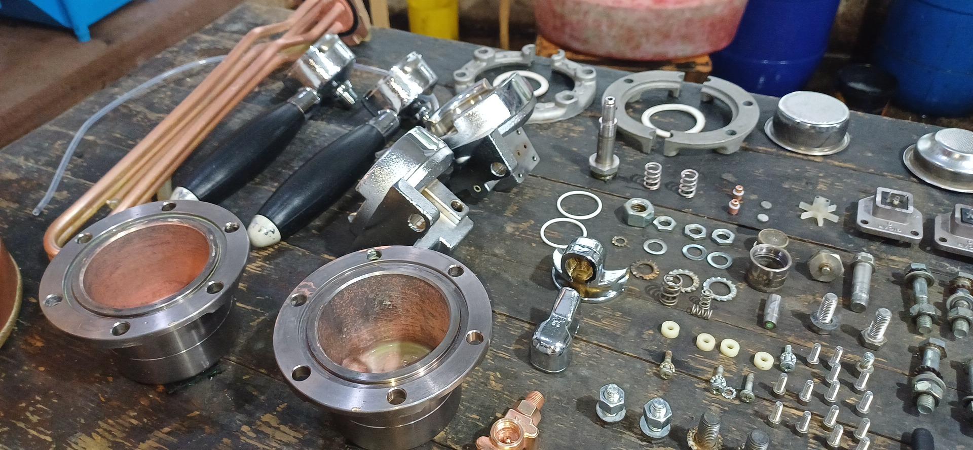 عکس تعمیرات تخصصی اسپرسو ساز گل خطمی