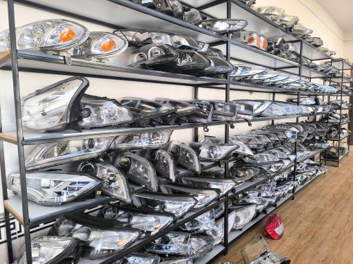 عکس کلینیک تخصصی سبلان چراغ خودرو