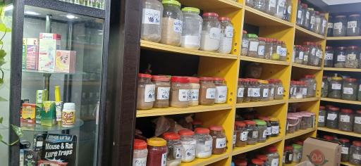 عکس عطاری اندیشه 