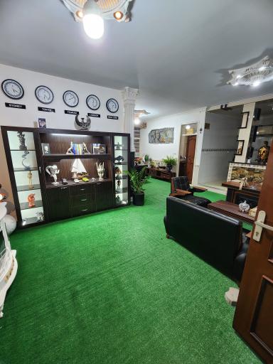 عکس آموزشگاه خانه معامله گری